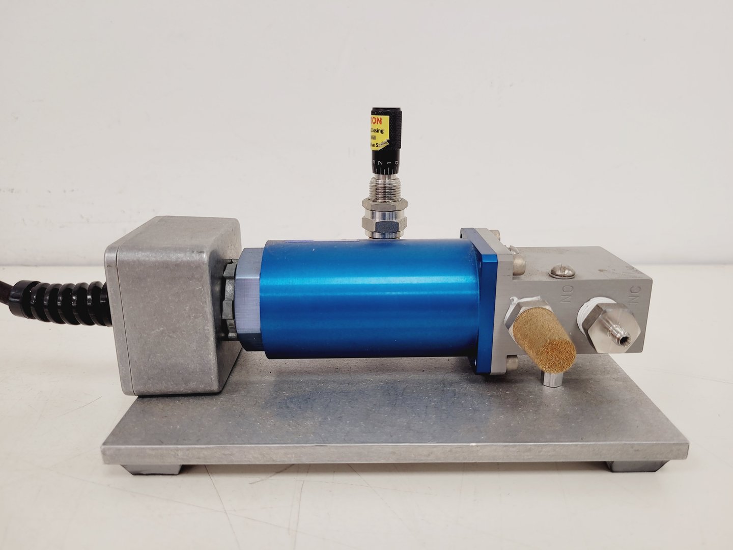 Image of Bio-Rad PDS-1000/He Biolistic Particle Delivery System Lab