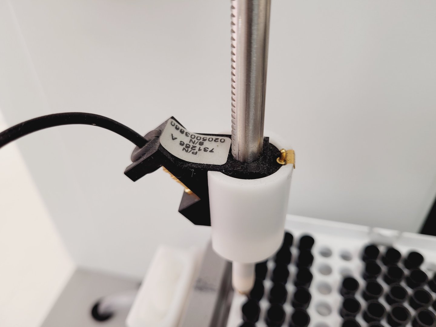 Image of Tecan MiniPrep 75 MSP 9500 Liquid Handler Sample Processer Lab