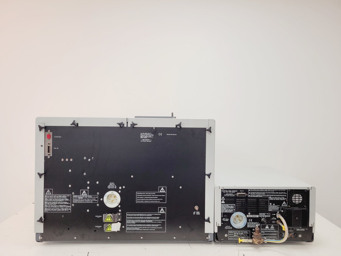 Varian SpectrAA 220Z Atomic Absorption Spectrometer & Accessories