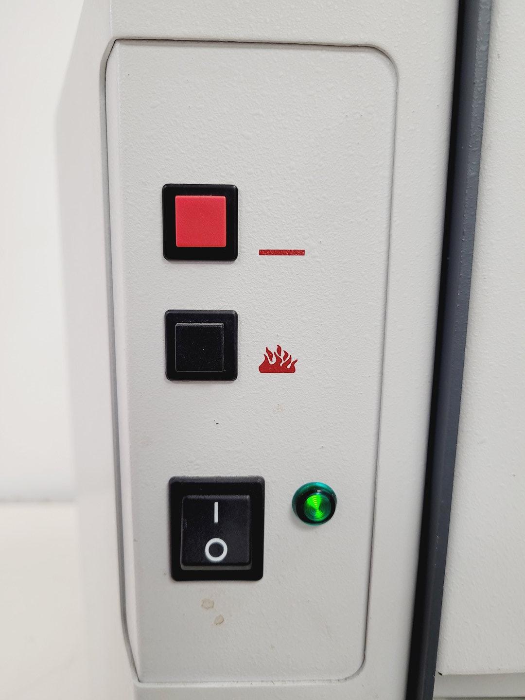 Image of Varian SpectrAA 220FS Atomic Absorption Spectrometer Lab