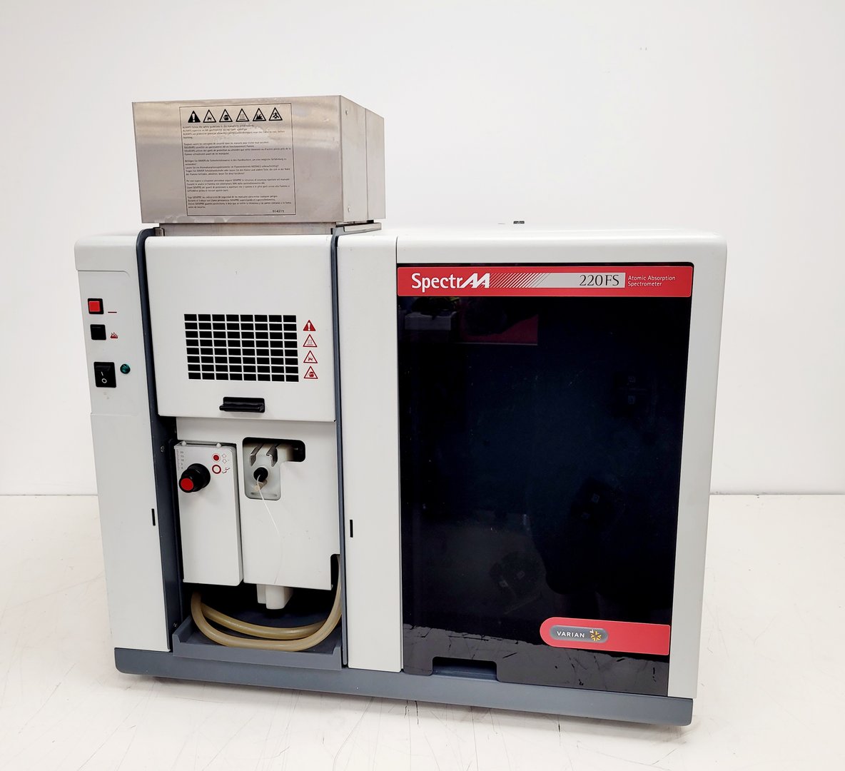 Image of Varian SpectrAA 220FS Atomic Absorption Spectrometer Lab