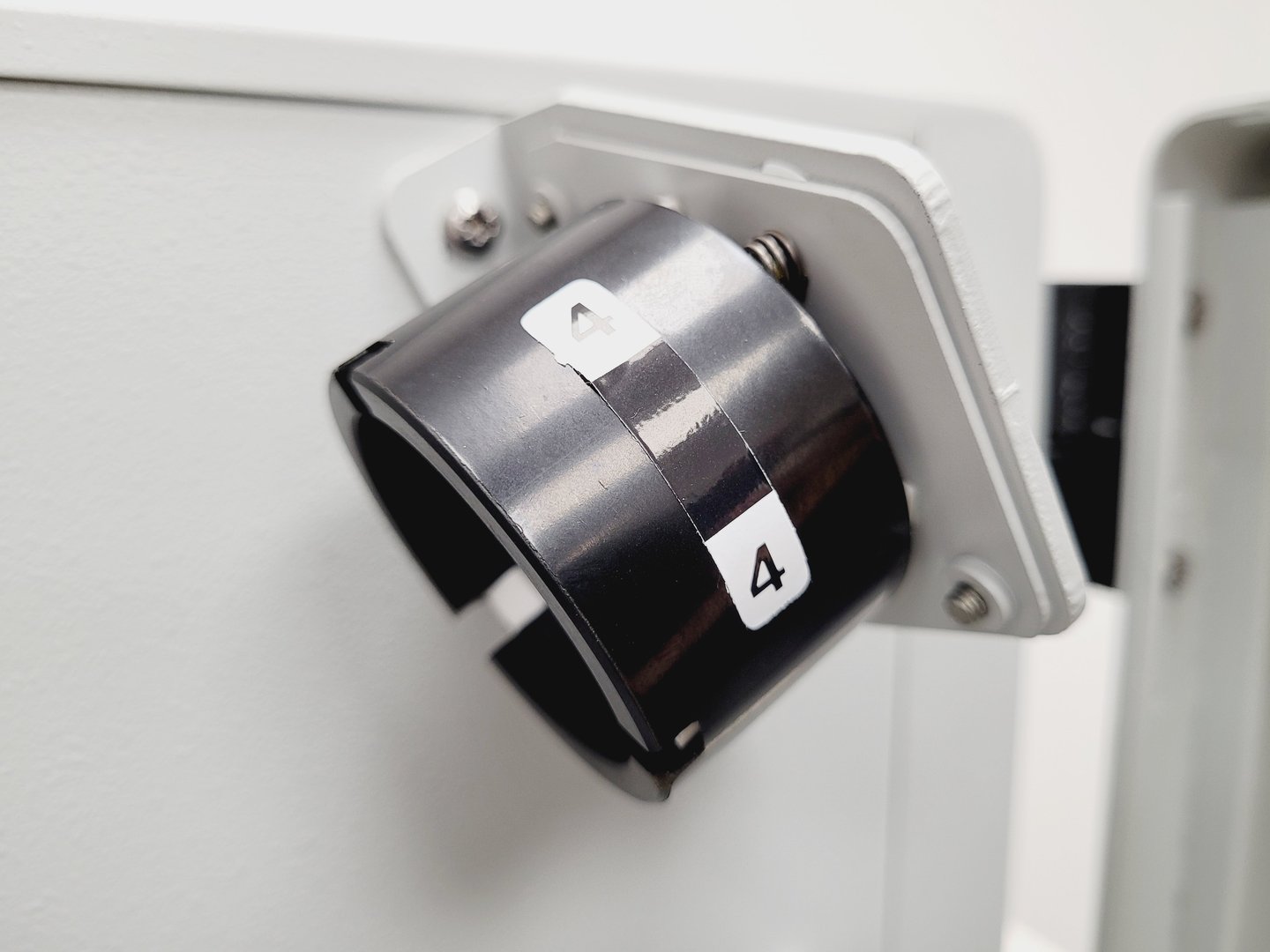 Image of Varian SpectrAA 220FS Atomic Absorption Spectrometer Lab