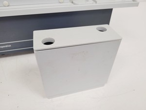Thumbnail image of Varian SpectrAA 220FS Atomic Absorption Spectrometer Lab