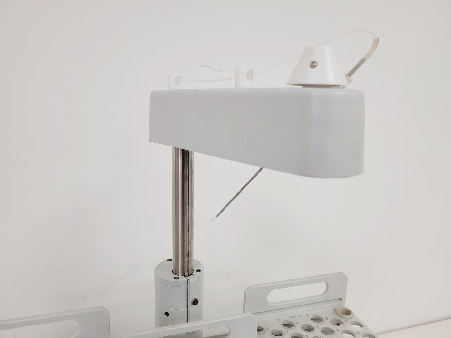Image of Varian SpectrAA 220FS Atomic Absorption Spectrometer Lab