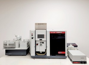 Thumbnail image of Varian SpectrAA 220FS Atomic Absorption Spectrometer Lab