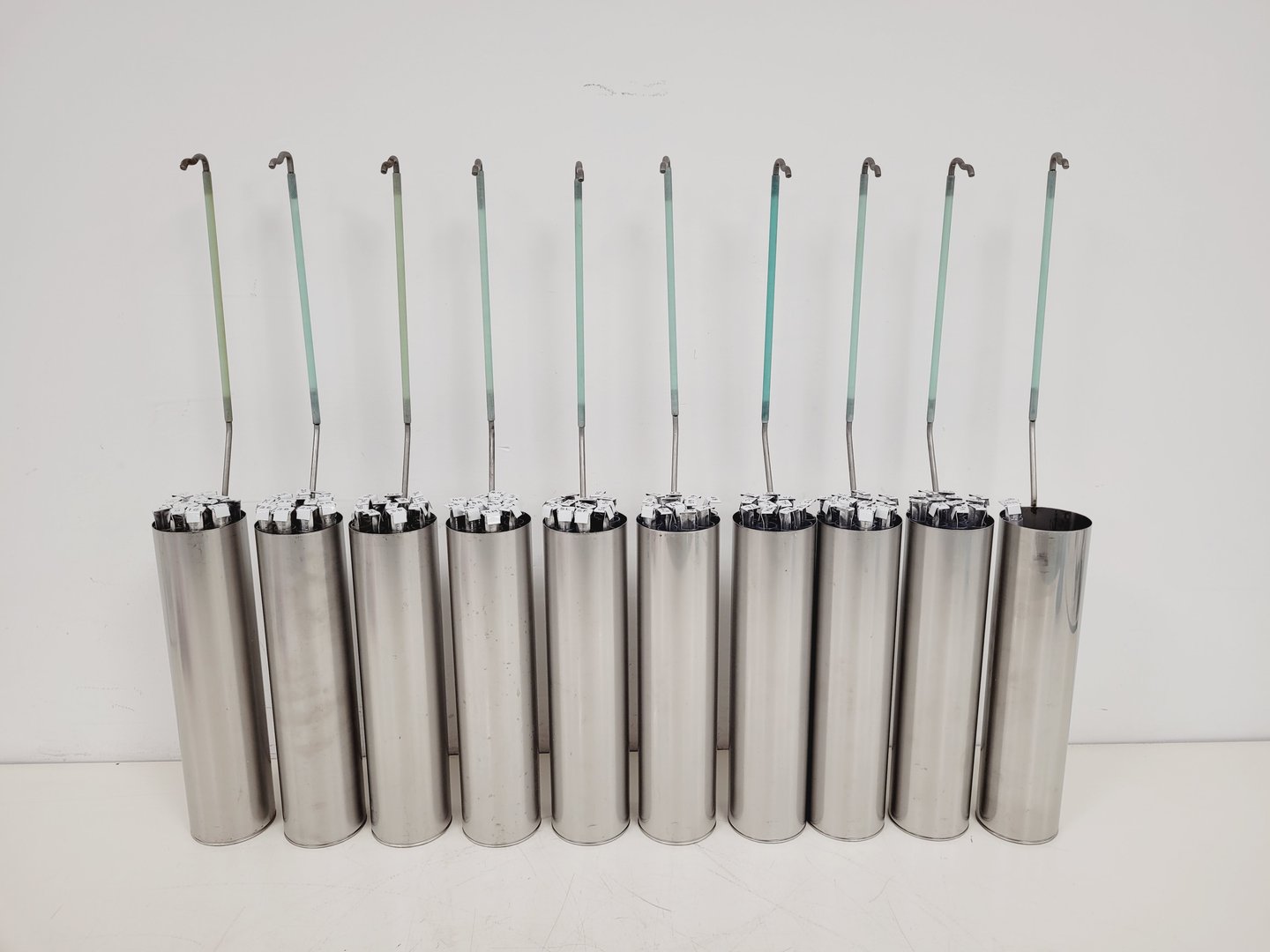 Image of Taylor Wharton 35HC Liquid Nitrogen Dewar Lab