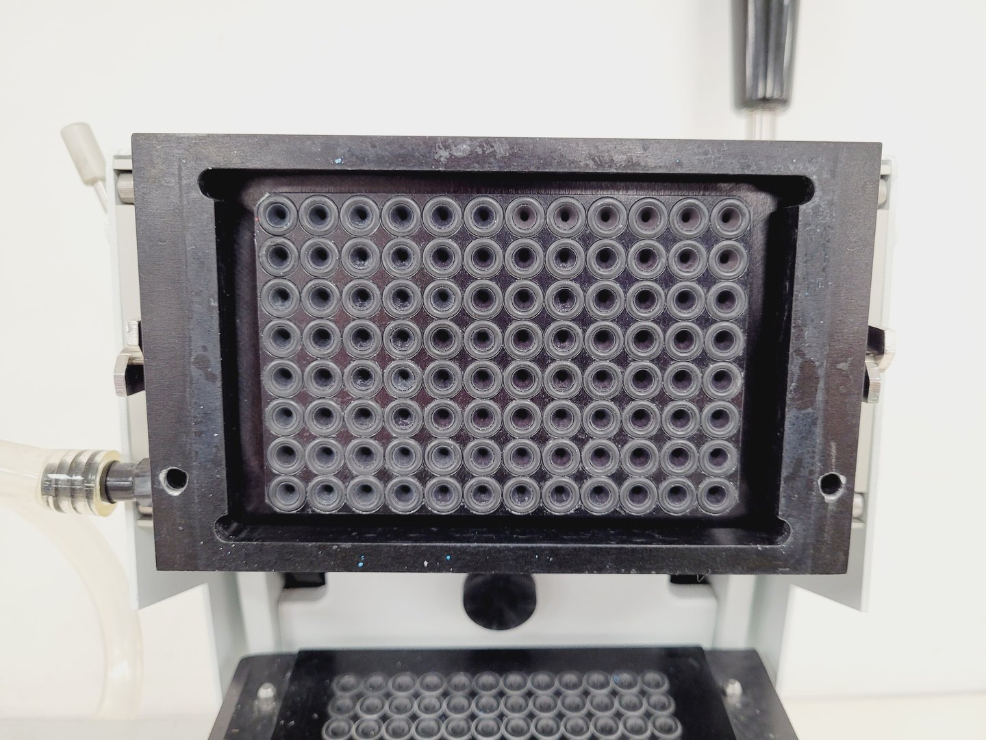 Image of Perkin Elmer FilterMate Harvester Unfilter-96  Model - C961961 with AS18 GS Pump