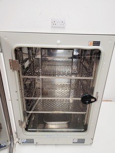 Thumbnail image of Sanyo  Laboratory CO2 Incubator MCO-19AIC Lab