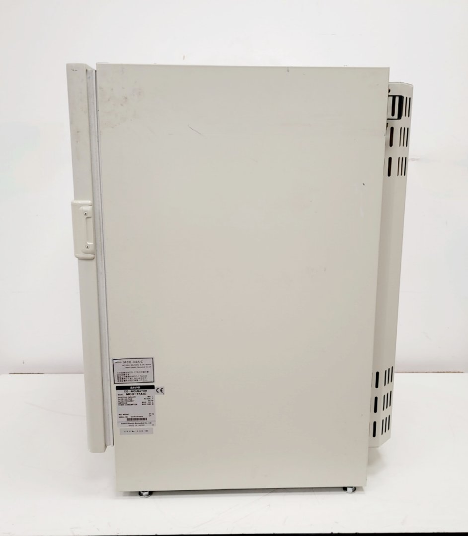 Image of Sanyo MCO-17AIC CO2 Laboratory Incubator Lab Faulty CO2
