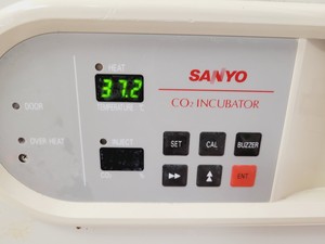 Thumbnail image of Sanyo MCO-17AIC CO2 Laboratory Incubator Lab Faulty CO2