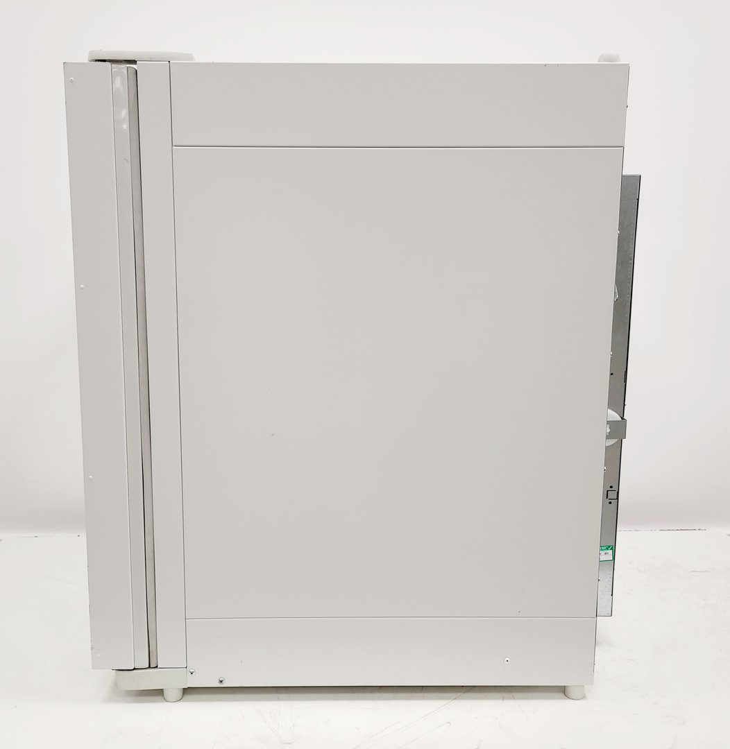 Image of Thermo Scientific Heracell 150i CO2 Laboratory Incubator Lab
