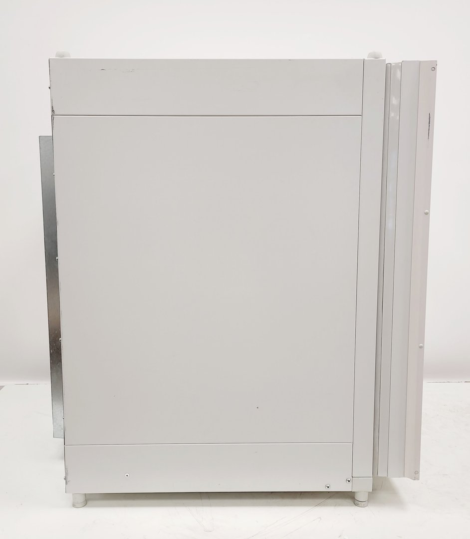 Image of Thermo Scientific Heracell 150i CO2 Laboratory Incubator Lab