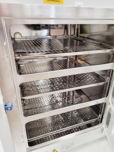 Thumbnail image of Thermo Scientific Heracell 150i CO2 Laboratory Incubator Lab