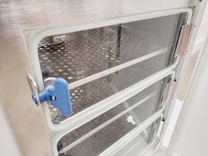 Thumbnail image of Thermo Scientific Heracell 150i CO2 Laboratory Incubator Lab