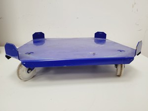 Thumbnail image of Statebourne Cryogenics Biorack 6000 Liquid Nitrogen Tank Dewar