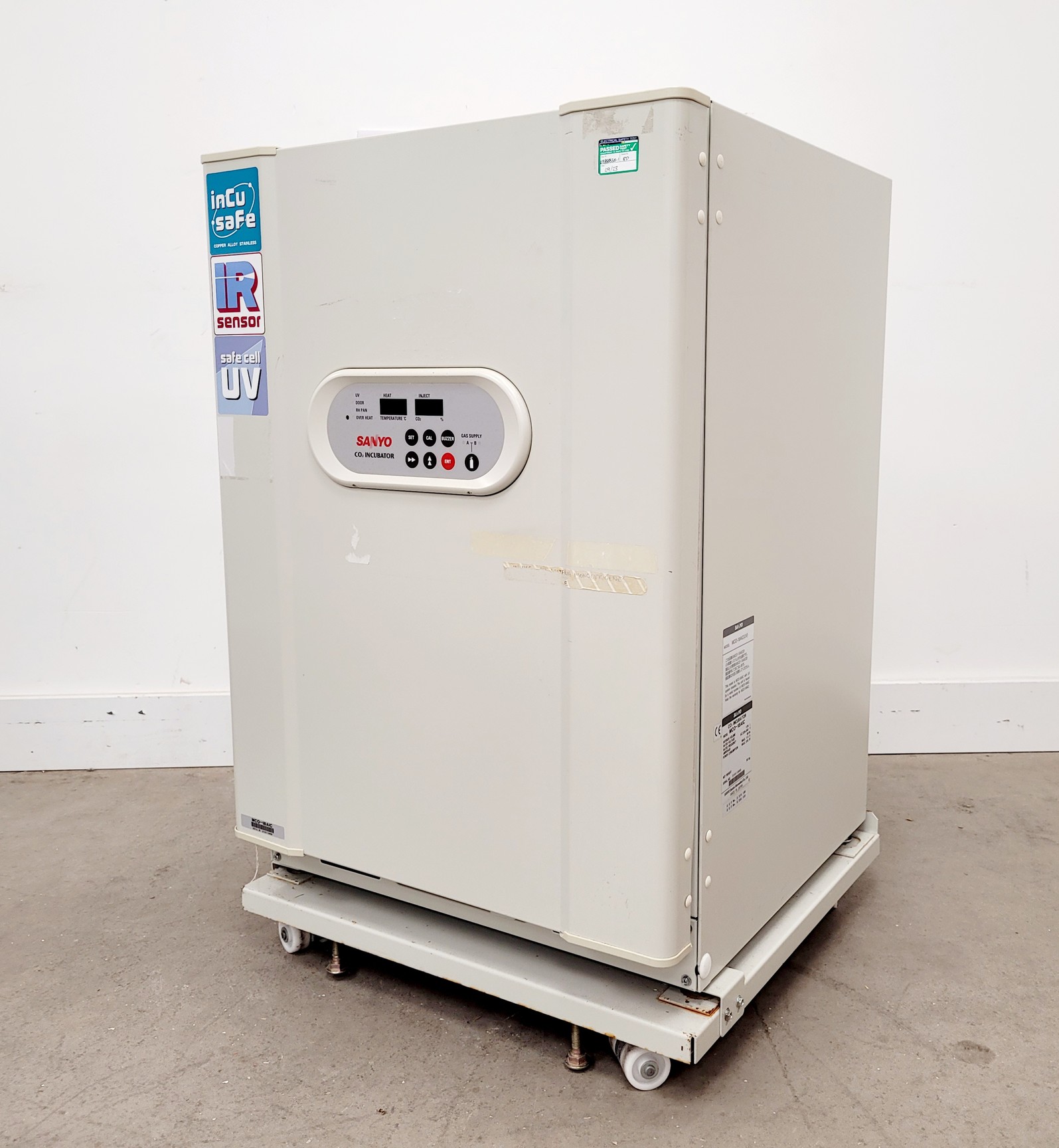 Image of Sanyo CO2 Incubator MCO-18AIC (UV) Lab
