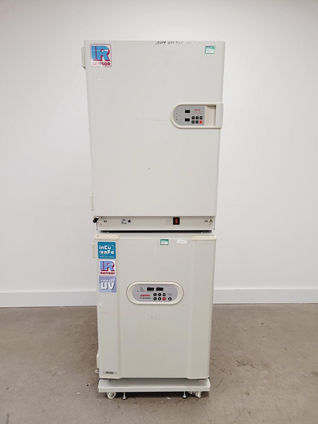 Image of Sanyo CO2 Incubator Double Stack MCO-17AI MCO18AIC (UV) Lab Spares/Repairs