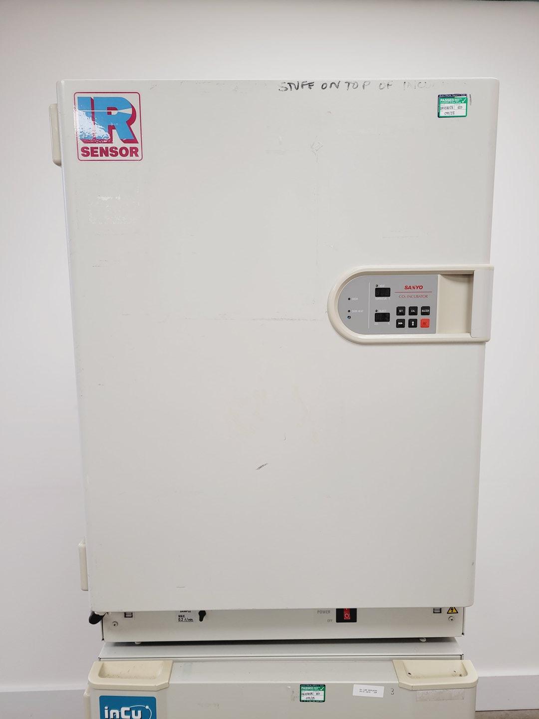 Image of Sanyo CO2 Incubator Double Stack MCO-17AI MCO18AIC (UV) Lab Spares/Repairs
