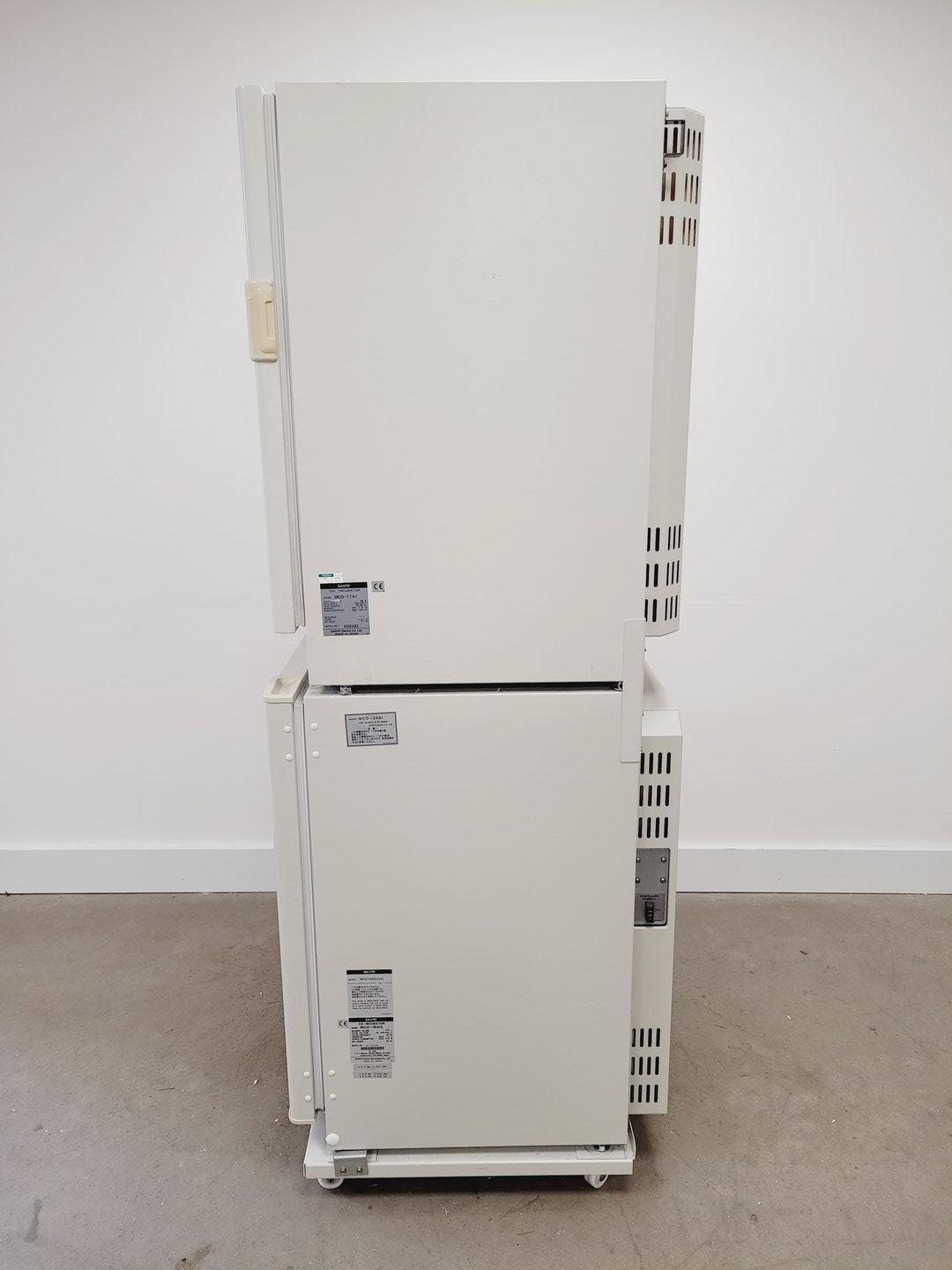 Image of Sanyo CO2 Incubator Double Stack MCO-17AI MCO-18AIC (UV) Lab