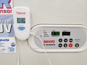 Thumbnail image of Sanyo CO2 Incubator Double Stack MCO-17AI MCO-18AIC (UV) Lab