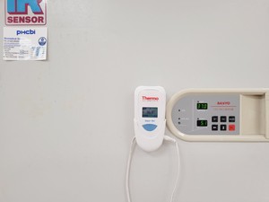 Thumbnail image of Sanyo CO2 Laboratory Incubator Double Stack MCO-17AI Lab