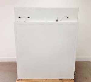 Thumbnail image of MAT Medical Air Technology BioMAT Class 2 Microbiological Safety Cabinet Faulty