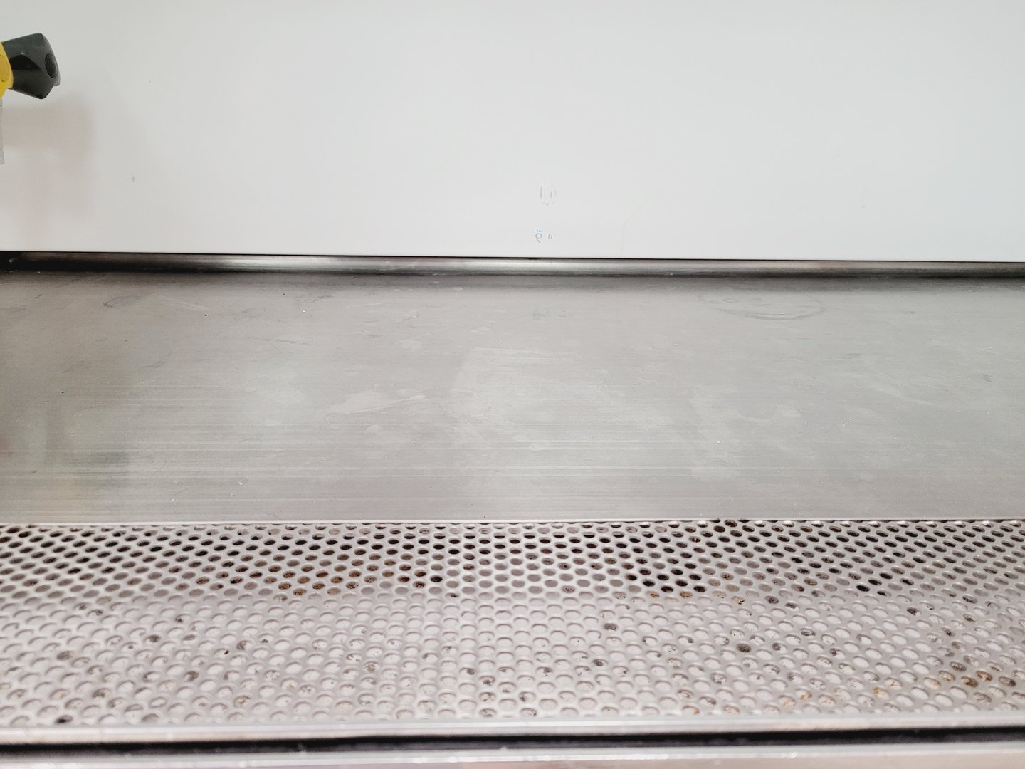 Image of MAT Medical Air Technology BioMAT Class 2 Microbiological Safety Cabinet Faulty