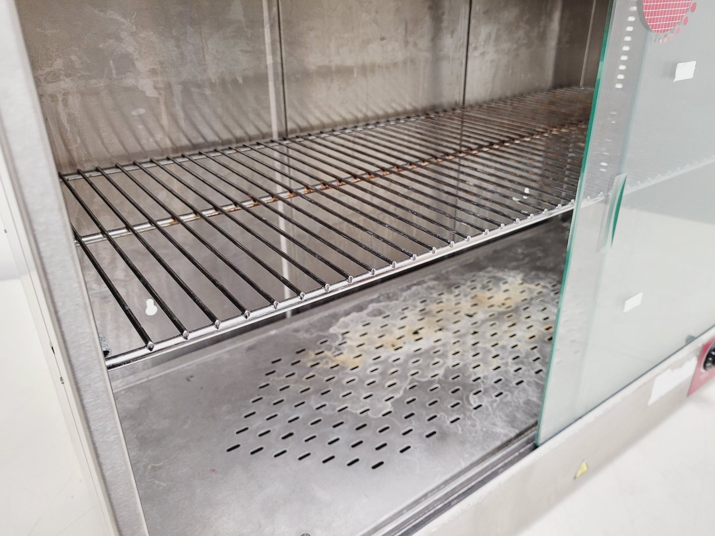 Image of LTE Scientific Benchtop Laboratory Drying Cabinet Model 322/0101/00 Lab