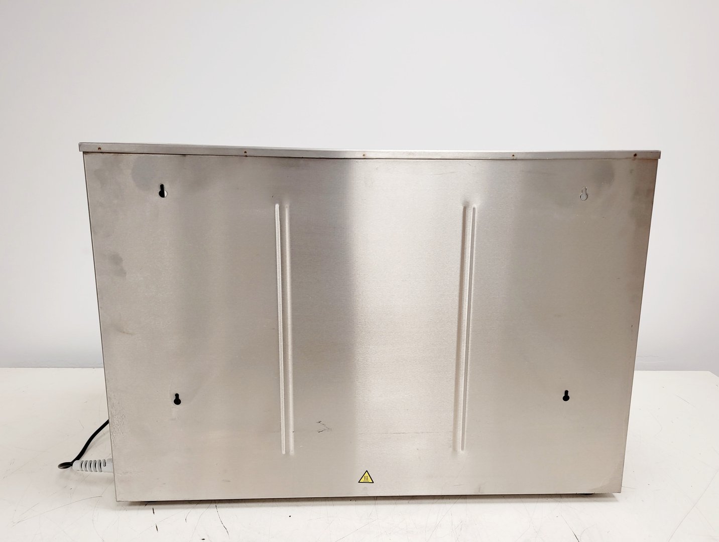 Image of LTE Scientific Benchtop Laboratory Drying Cabinet Model 322/0101/00 Lab