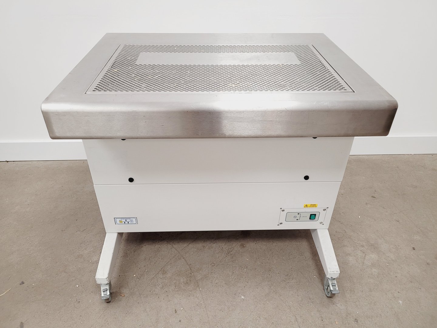 Image of Labcaire Special Downflow Laboratory Workstation Bench Lab