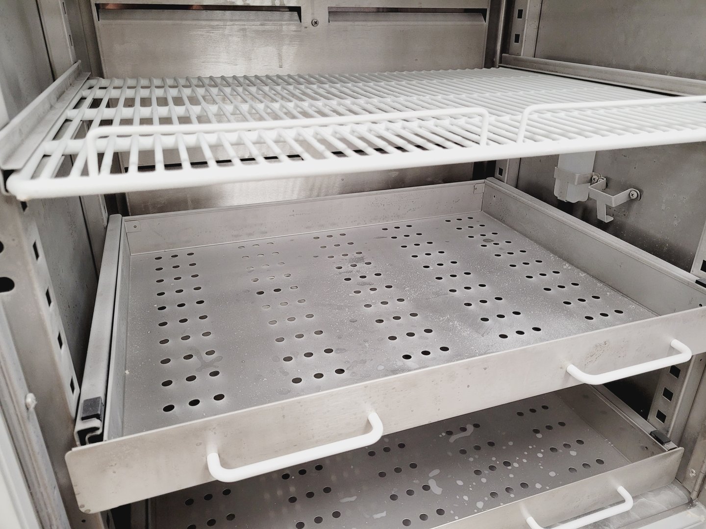 Image of B Medical Systems Plasma Storage Laboratory Freezer FR 410 G Lab