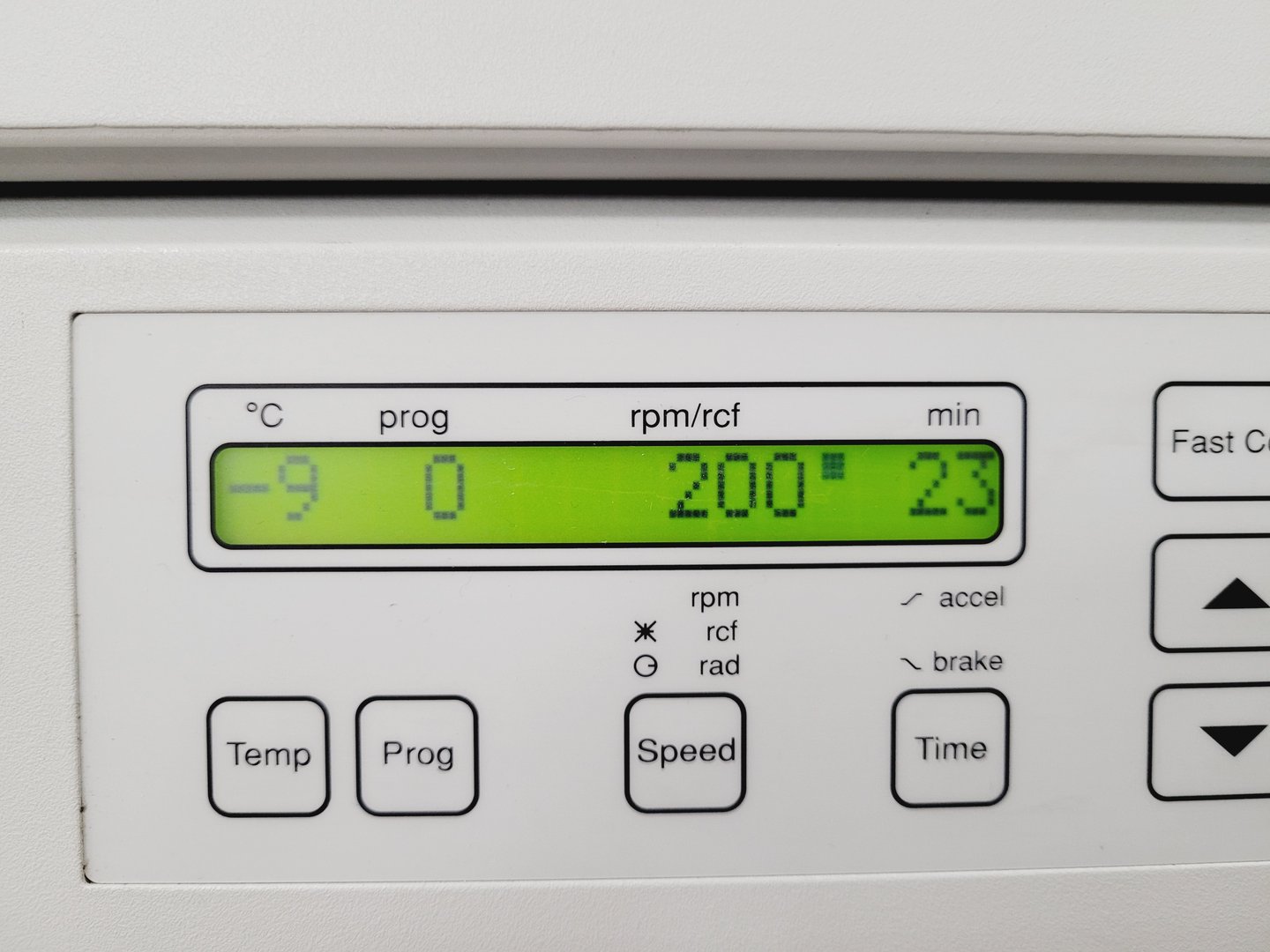 Image of Eppendorf 5810 R Refrigerated Centrifuge with A-4-81 4000rpm  Rotor Lab