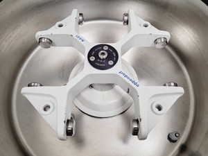 Thumbnail image of Eppendorf 5810 R Refrigerated Centrifuge with A-4-81 4000rpm  Rotor Lab
