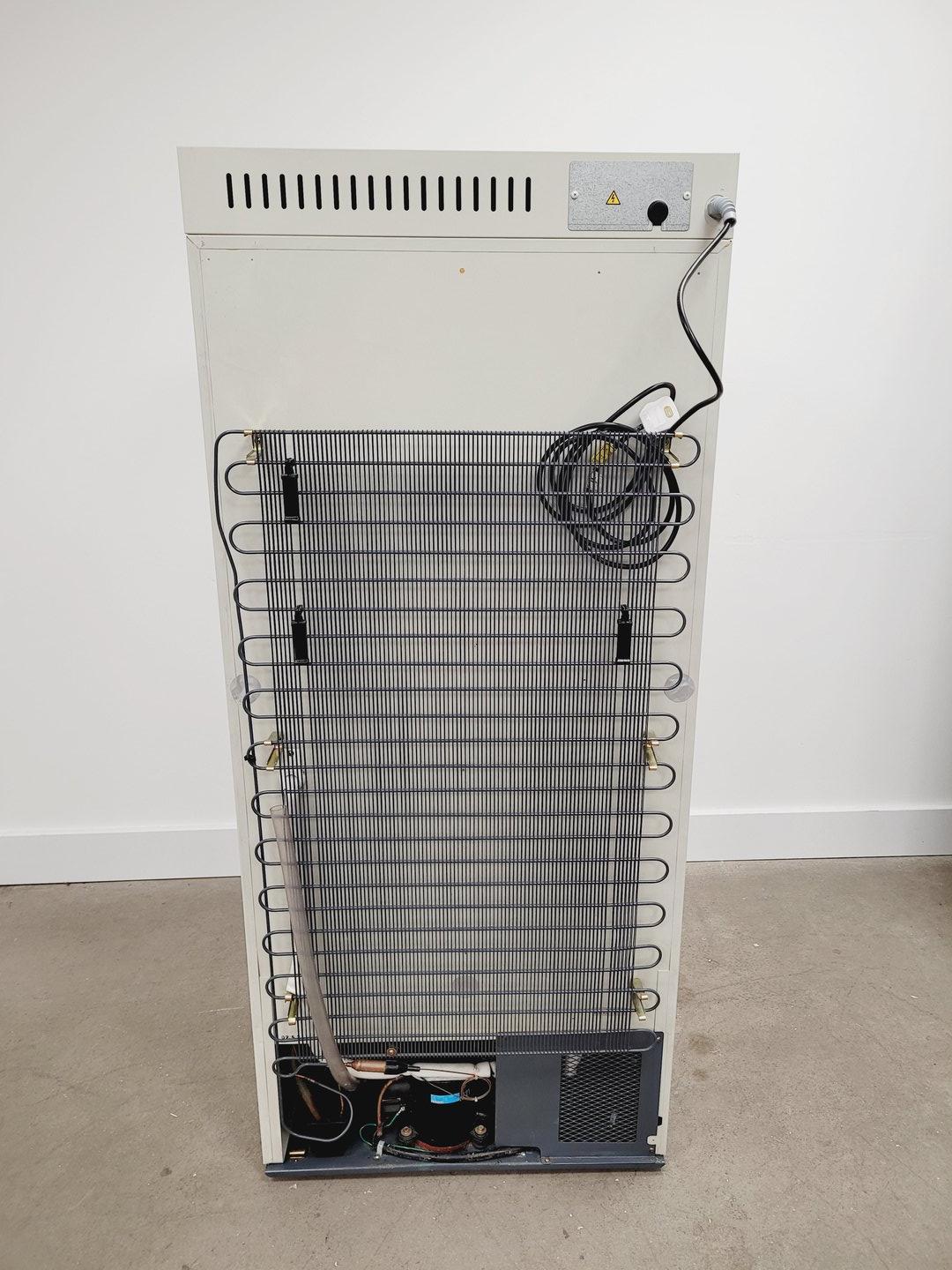 Image of Sanyo MIR-253 Cooling Laboratory Incubator Lab