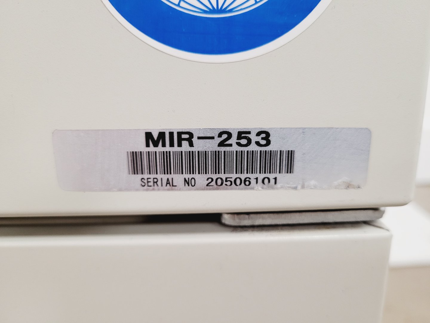 Image of Sanyo MIR-253 Cooling Laboratory Incubator Lab