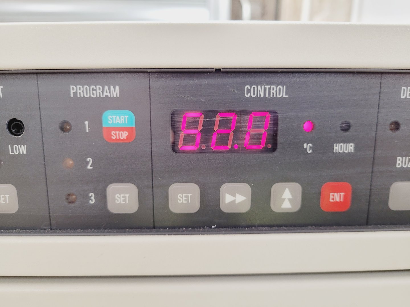 Image of Sanyo MIR-253 Cooling Laboratory Incubator Lab