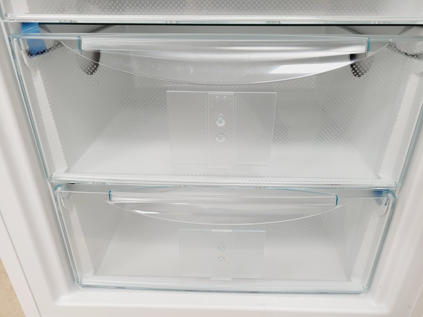 Image of Liebherr Mediline Fridge Freezer Type 6 6064 4 Lab Faulty Freezer