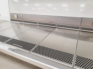 Thumbnail image of Thermo Scientific Holten LaminAir Class 2 Safety Cabinet Model no. 82076401 Lab