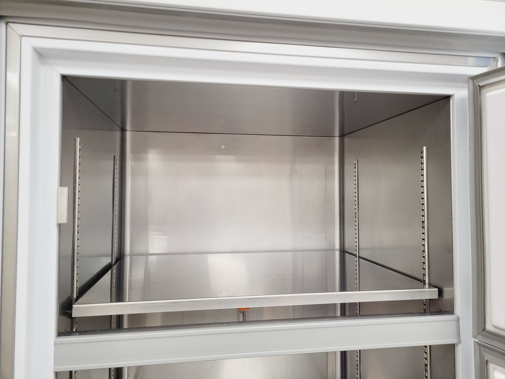 Image of Angelantoni Platinum 500 SV Ultra Low Temperature Freezer -45˚C Lab