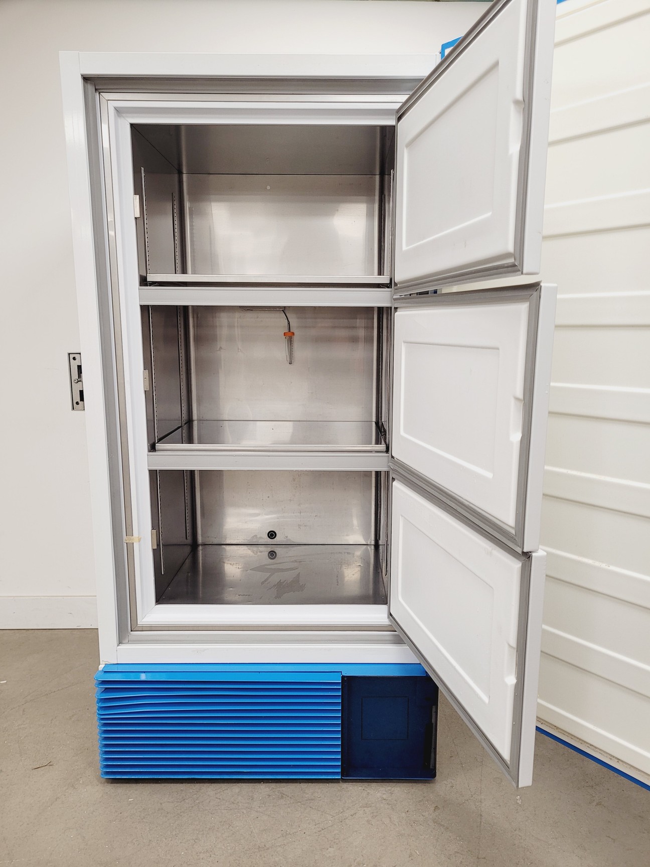 Image of Angelantoni Platinum 500 SV Ultra Low Temperature Freezer -45˚C Lab