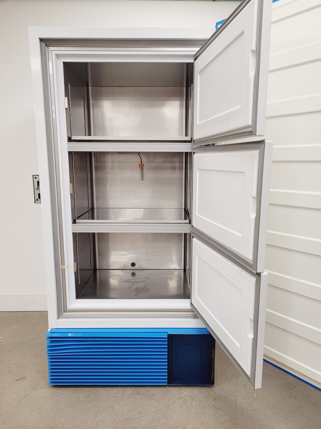 Image of Angelantoni Platinum 500 SV Ultra Low Temperature Freezer -45˚C Lab