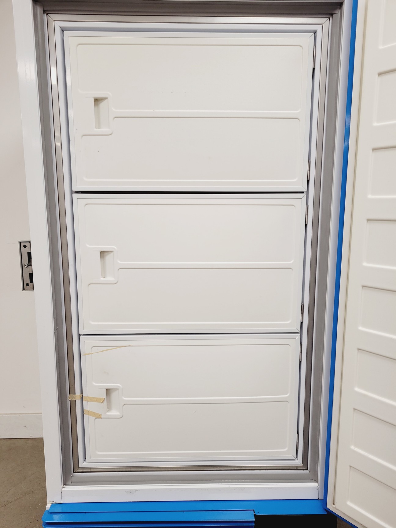 Image of Angelantoni Platinum 500 SV Ultra Low Temperature Freezer -45˚C Lab