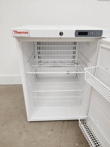 Thumbnail image of Thermo Scientific ES Series Lab Fridge Refrigerator 151R-AEV-TS Lab