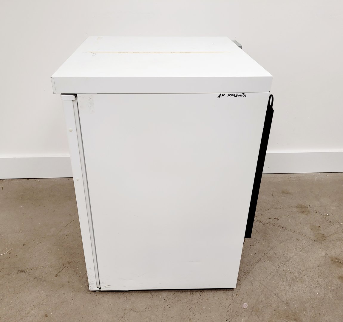 Image of Thermo Scientific ES Series Lab Fridge Refrigerator 151R-AEV-TS Lab