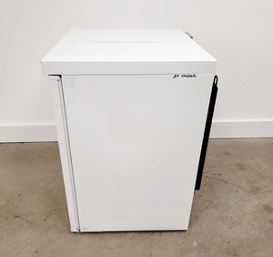 Thumbnail image of Thermo Scientific ES Series Lab Fridge Refrigerator 151R-AEV-TS Lab