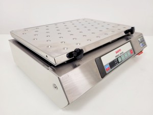 Thumbnail image of SANYO MIR-S100 Orbital Platform Benchtop Laboratory Shaker Lab