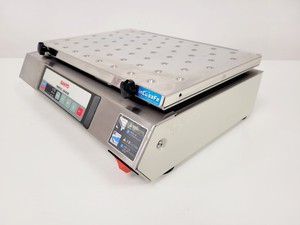 Thumbnail image of SANYO MIR-S100 Orbital Platform Benchtop Laboratory Shaker Lab