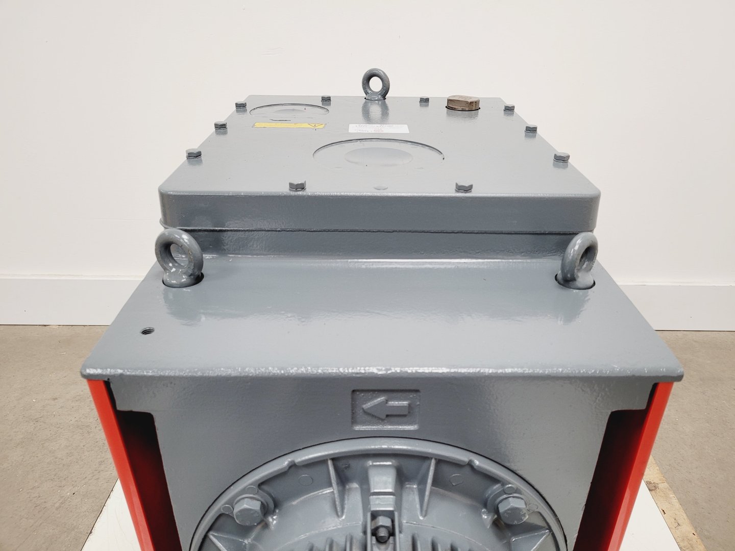 Image of Edwards E1M 175S  175 One Stage High Vacuum Pump Lab