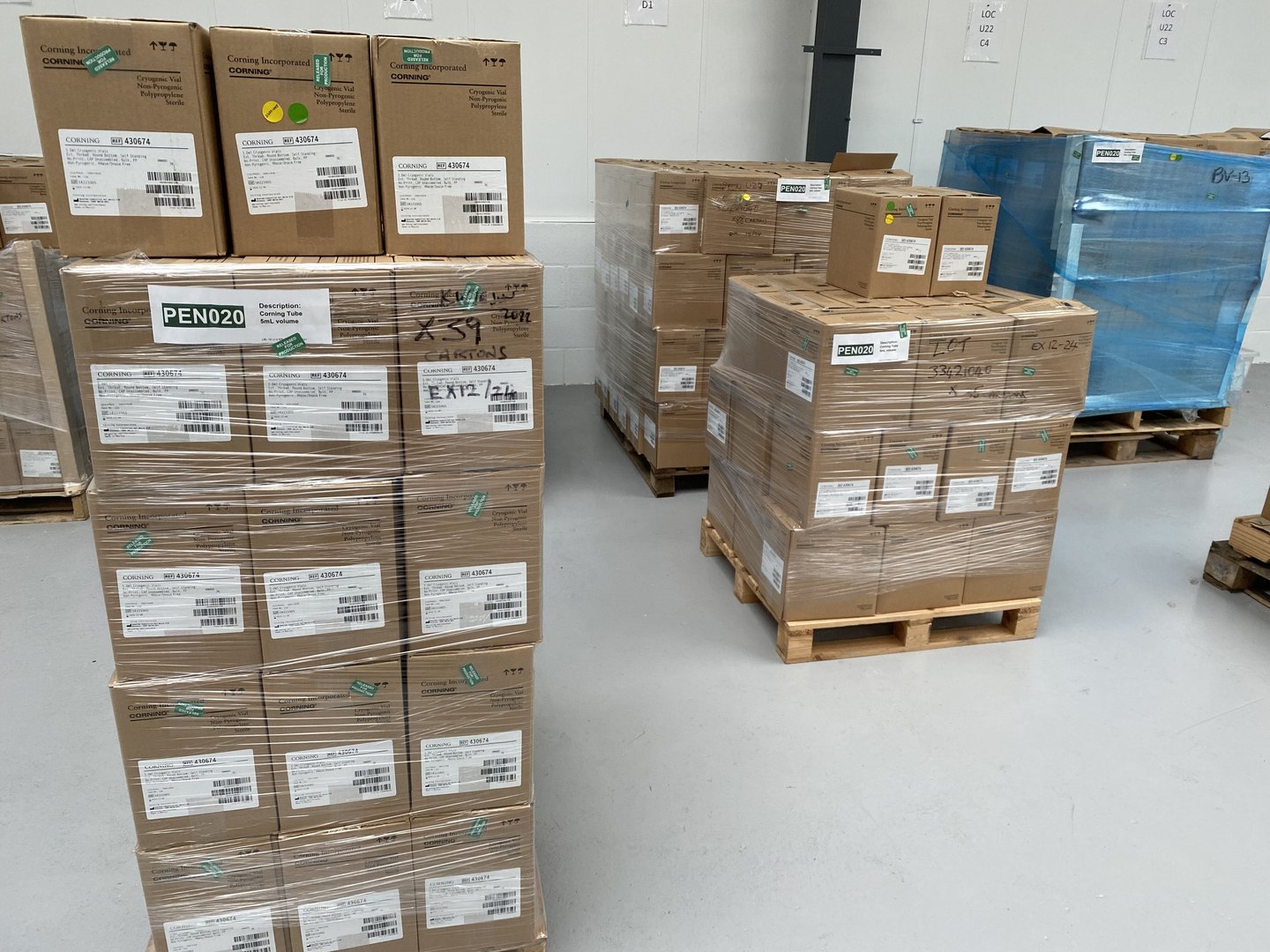 Image of 3 x Boxes of 500 Corning 5.0mL Cryogenic Vials Sterile Lab