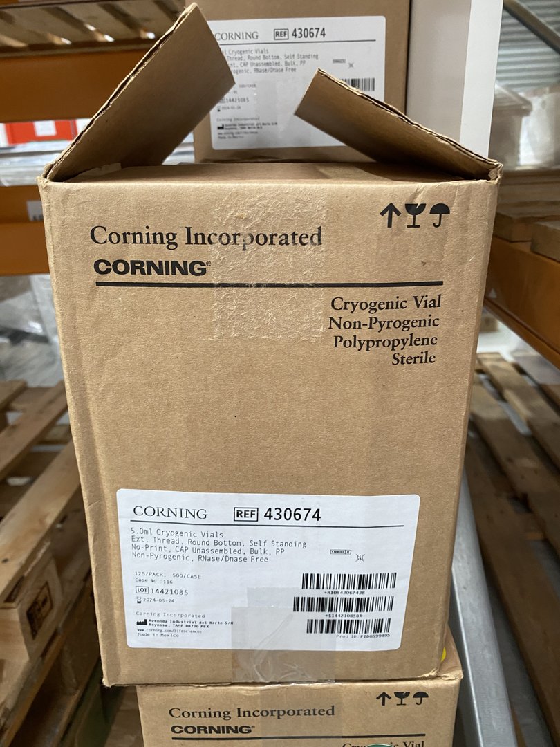 Image of 3 x Boxes of 500 Corning 5.0mL Cryogenic Vials Sterile Lab